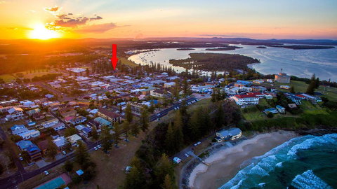 Adrift Apartments - Sunshine Coast Tourism 1