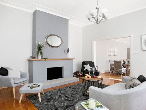 Advilla - Stylish, Charming And Central Location - Sunshine Coast Tourism 2