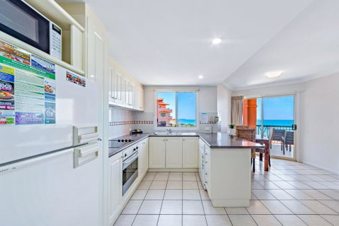 Airlie Dream - Sunshine Coast Tourism 2