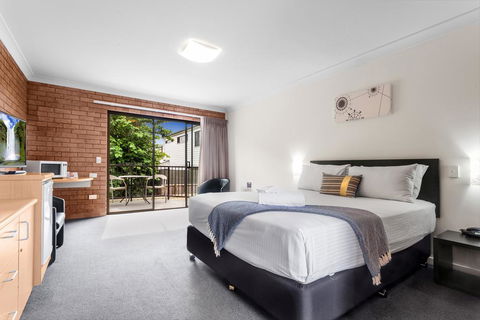 Airport Admiralty Motel - Holiday Sunshine Coast 2