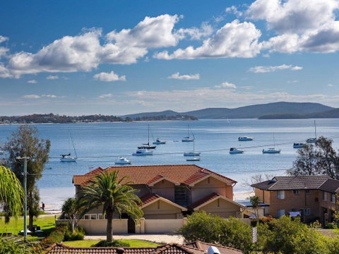 Aislinn' 3/273 Corrie Parade - Air Con, Water Views, BBQ - Sunshine Coast Tourism 0