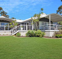 Akarana Beach House  Jervis Bay Rentals - Holiday Sunshine Coast