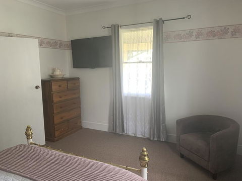 Akoonah Cottage - Sunshine Coast Tourism 1