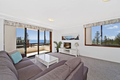 Akuna 18 6 Joffre Street - Holiday Sunshine Coast 0