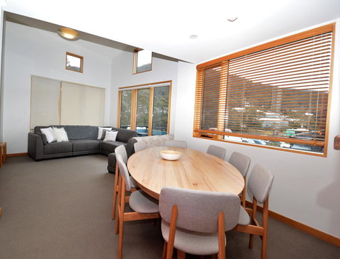 Akuna 3 - Sunshine Coast Tourism 3