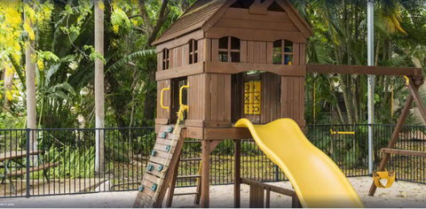 Albatross Bay Resort - Sunshine Coast Tourism 3