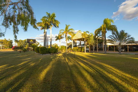 Albert Park Motor Inn - Sunshine Coast Tourism 0