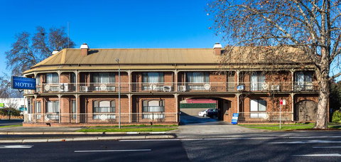 Albury Townhouse Motel - Holiday Sunshine Coast 0