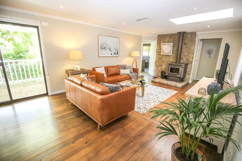 Alderwood - Sunshine Coast Tourism 2