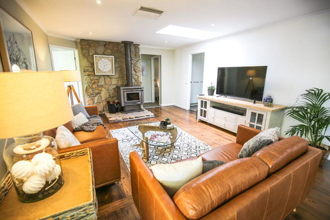 Alderwood - Sunshine Coast Tourism 1