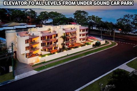 Alexander Beachfront Apartments - Holiday Sunshine Coast 0