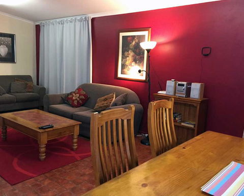 Alexander Cottage - Holiday Sunshine Coast 0