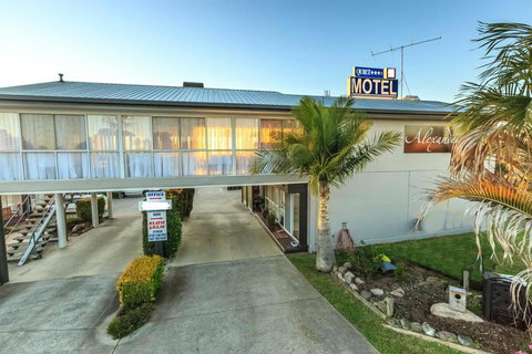 Alexander Motel - Holiday Sunshine Coast 2