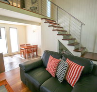 Allambie Cottages - Villa 2 - Sunshine Coast Tourism