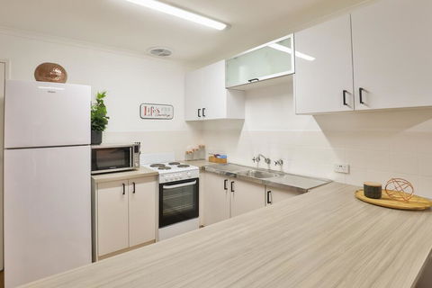 Allure Apartments - Central - Holiday Sunshine Coast 1