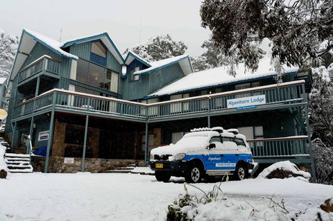 Alpenhorn Lodge - Holiday Sunshine Coast 0