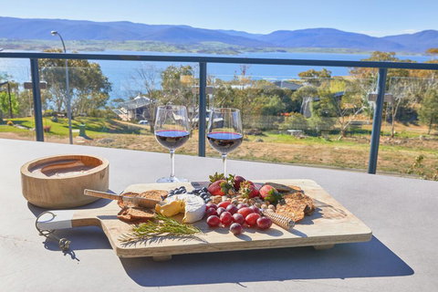 Alpine Air - Sunshine Coast Tourism 2