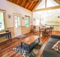 Alpine Arnica Cottage 1 - Sunshine Coast Tourism