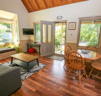 Alpine Arnica Cottage 2 - Sunshine Coast Tourism