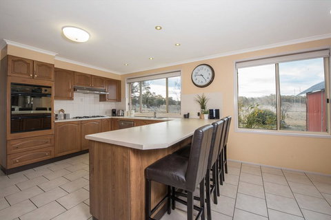 Alpine Drovers Rest - Sunshine Coast Tourism 2