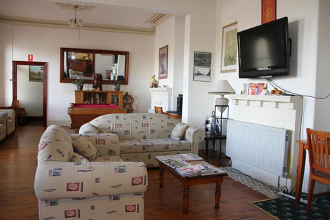 Alpine Heritage Motel - Holiday Sunshine Coast 2