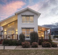 Alpine Snow Angels Retreat Luxurious Snowy Mountains Living - Holiday Sunshine Coast