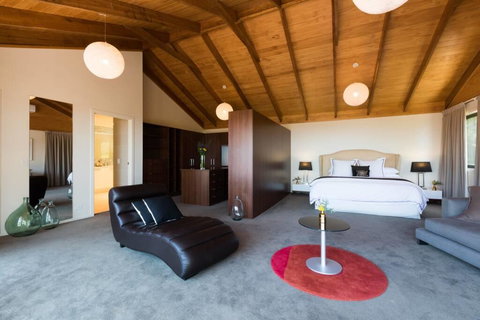 Altitude 261 - Sunshine Coast Tourism 2