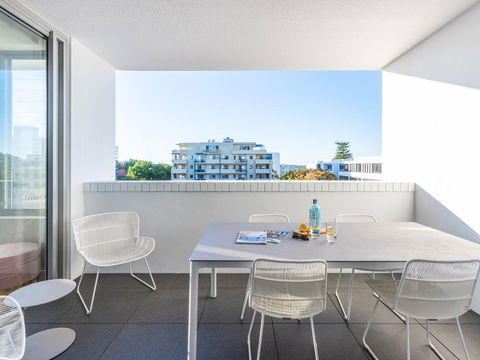 Amari Five Zero Three - Holiday Sunshine Coast 2