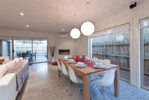 Amaroo - Sunshine Coast Tourism 1