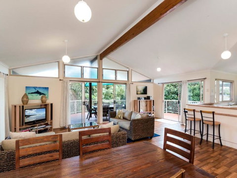Amaroo House - Sunshine Coast Tourism 0