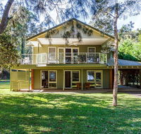 Amaroo Sunset Lodge - Sunshine Coast Tourism