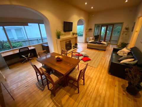 Amazing And Big Home With View - Holiday Sunshine Coast 0