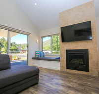 Amber Mist Villa One - Sunshine Coast Tourism