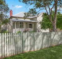 Ambiente Cottage - Pet and Family Friendly - Holiday Sunshine Coast