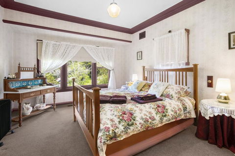 Ambrose Cottage Front Apartment - Sunshine Coast Tourism 3