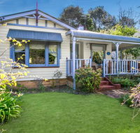 Ambrose Cottage Front Apartment - Sunshine Coast Tourism