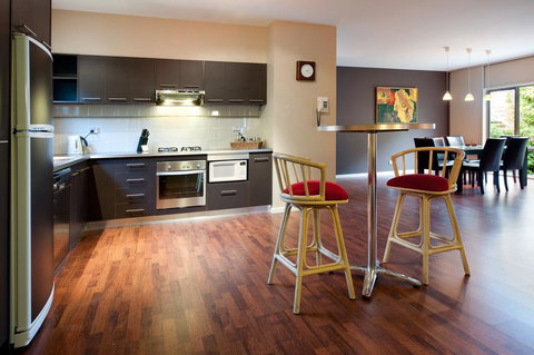 Amici - Holiday Sunshine Coast 2