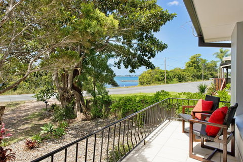 Anchor Lodge - Holiday Sunshine Coast 0
