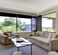 Anchorage Harbourside - magnificent views - Holiday Sunshine Coast