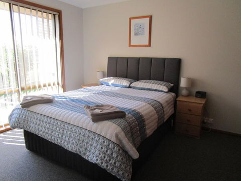 Anchorbell Holiday Apartments - Holiday Sunshine Coast 2