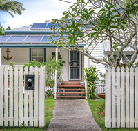 Anchored in Byron - Sunshine Coast Tourism