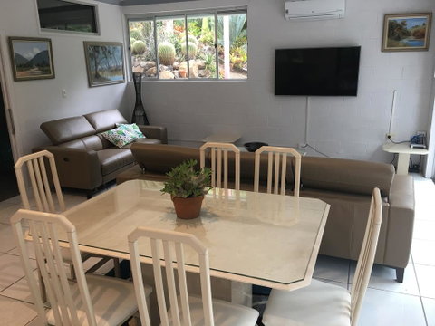 Ancient Gardens Guesthouse & Botanical Gardens - Sunshine Coast Tourism 1