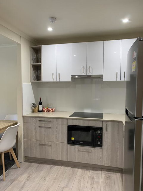 Aneeki Ski Lodge - Sunshine Coast Tourism 2