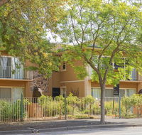 Angaston Mews - Holiday Sunshine Coast