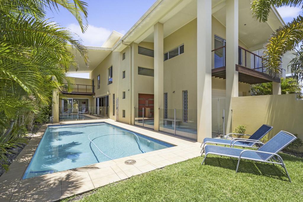  Sunshine Coast Tourism