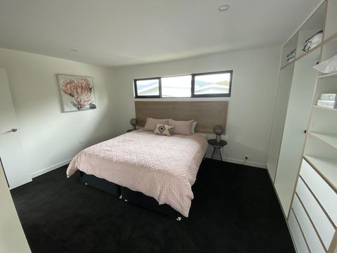 Aniyah Chalet - Holiday Sunshine Coast 1