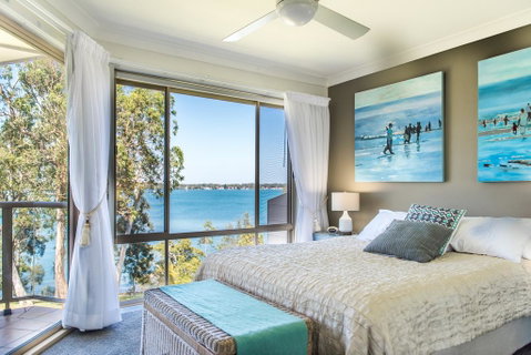 Anne's Waterfront Haven B&B - Sunshine Coast Tourism 0