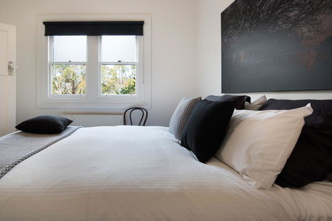 Annecy House - Holiday Sunshine Coast 3