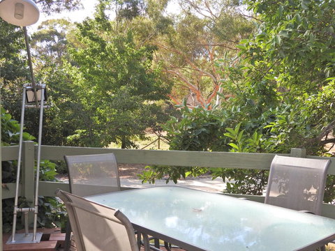 Annies Holiday Units - Sunshine Coast Tourism 1