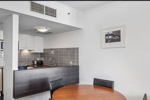 Apartment In The Heart Of Brisbane City CBD - Holiday Sunshine Coast 1
